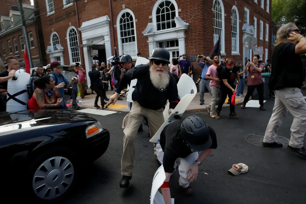 Agosto - Três pessoas morreram numa manifestação de grupos de extrema-direita em Charlottesville, no estado norte-americano de Virgínia.