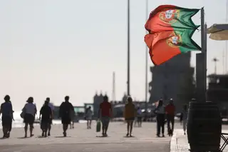 Bruxelas adverte para "riscos elevados" nas finanças públicas de Portugal