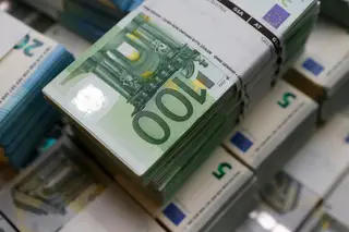Governo quer transferir até 3,6 M€ de outros fundos para Fundo Azul