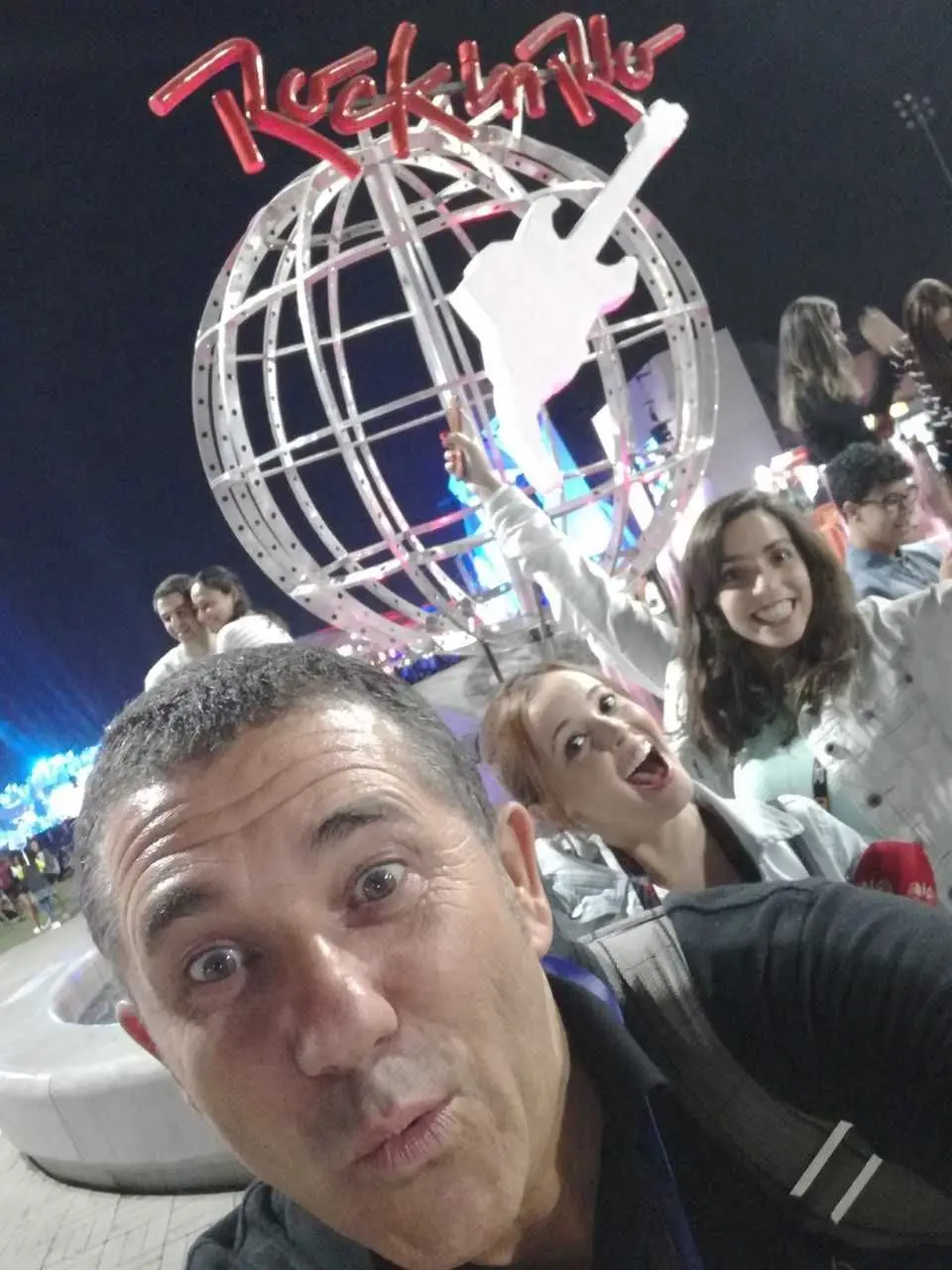 Odacir Júnior, Cristiana Reis e Ana Rita Sena, no Rock in Rio, no Brasil.