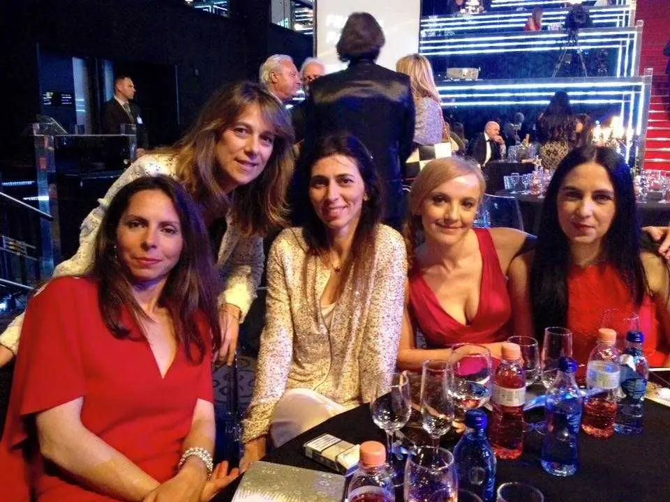 Madalena Durão, Isabel Osório, Patrícia Mouzinho, Cláudia Araújo e Ana Marisa Silva.