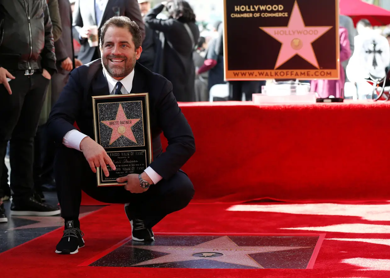 O estúdio Warner Bros cortou a sua relação empresarial com Brett Ratner após uma série de acusações contra o realizador e produtor de 48 anos de comportamentos inapropriados e assédio sexual.