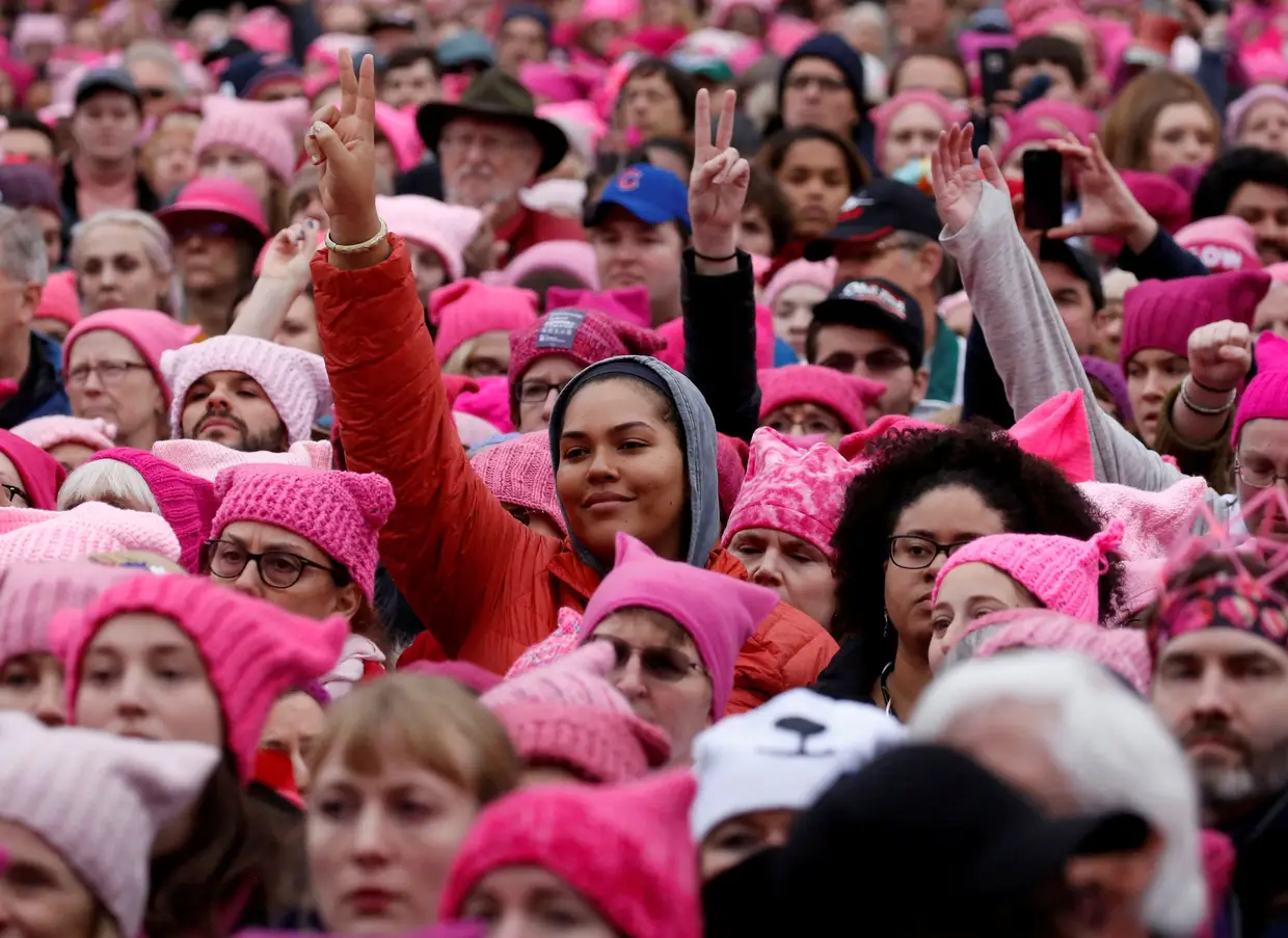 Janeiro - Marcha das mulheres em Washington, em protesto contra Trump no dia seguinte à tomada de posse do novo Presidente dos EUA.