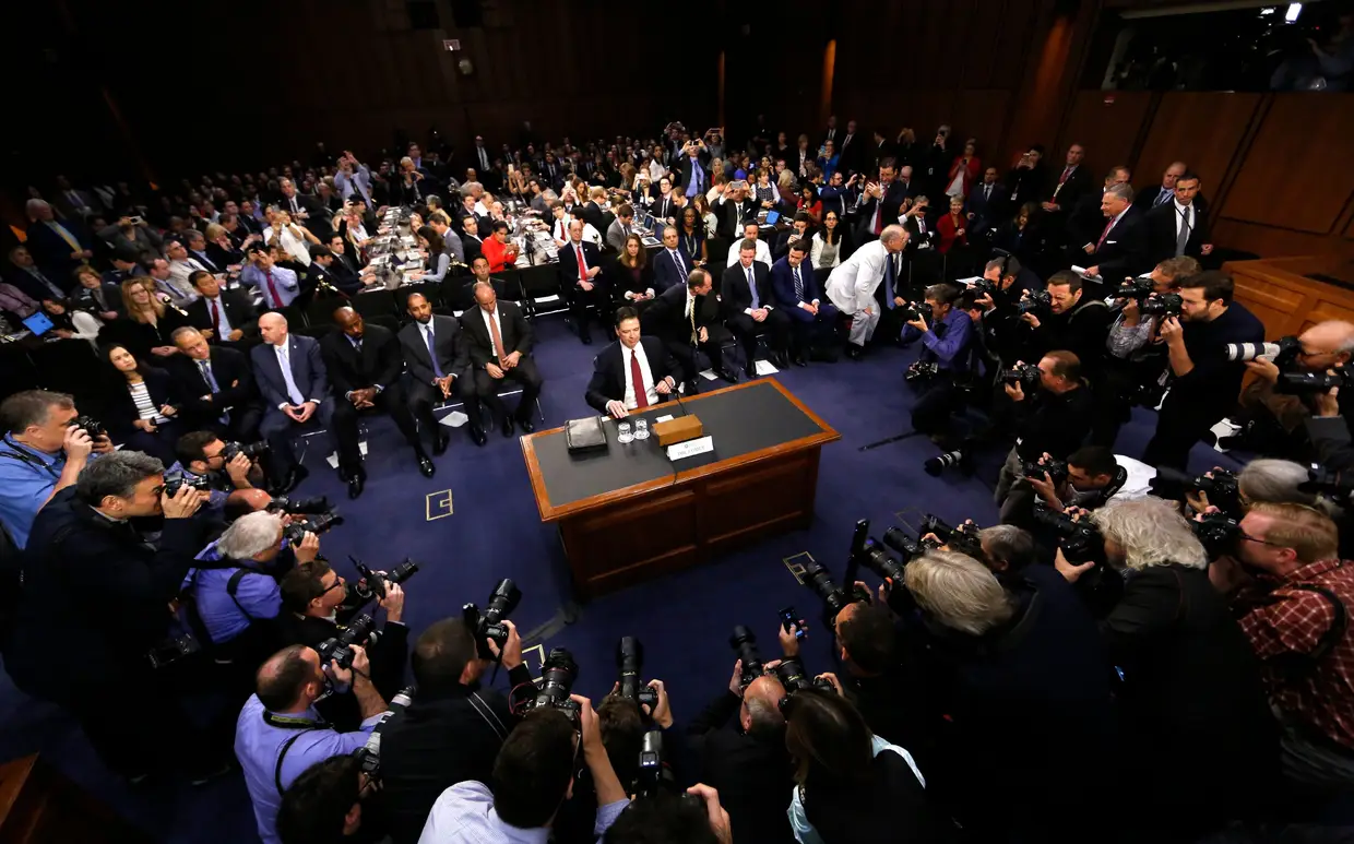 Junho - James Comey, ex-diretor da Polícia Federal Norte-americana (FBI), demitido em maio por Donald Trump, na audição no Congresso sobre a alegada ingerência russa nas eleições presidenciais norte-americanas, em 2016.
