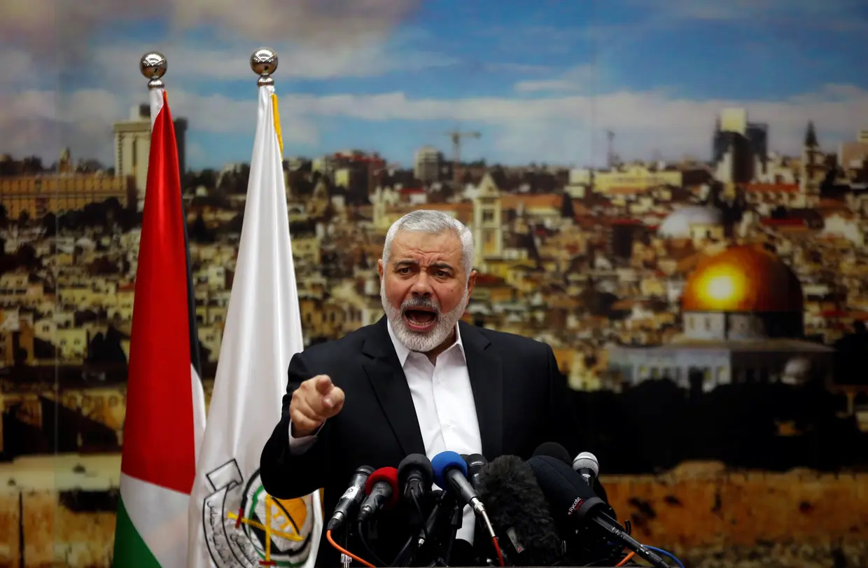 O líder do Hamas, Ismail Haniyeh, convocou o início da terceira Intifada (revolta) e o Conselho de Segurança da ONU reuniu-se de urgência em Nova Iorque para analisar o anúncio de Trump.