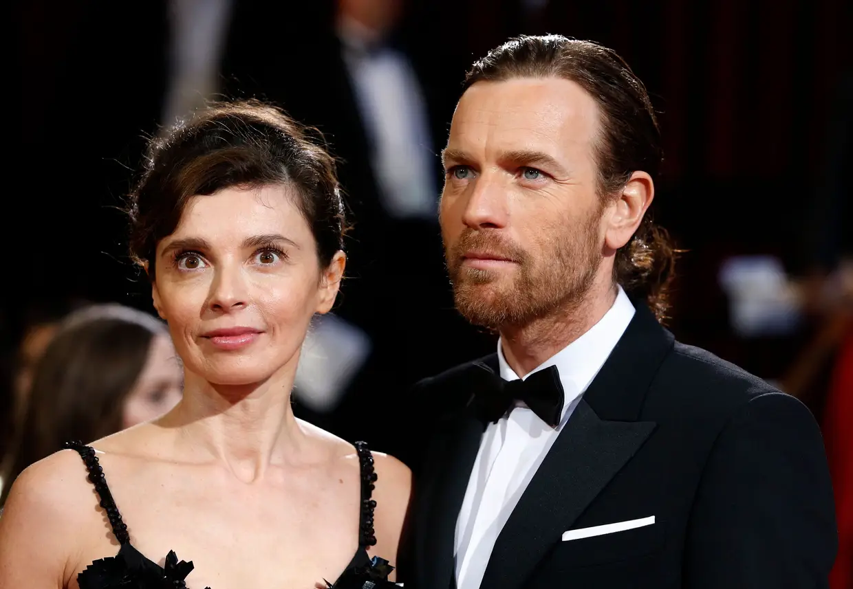 Eve Mavrakis de 51 anos e Ewan McGregor de 46 decidiram colocar um ponto final no relacionamento de 22 anos.