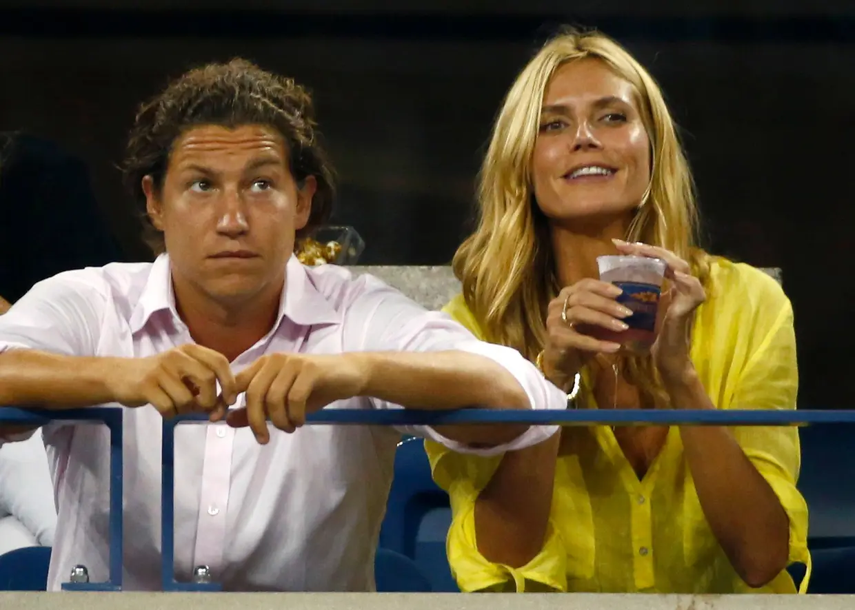 Três anos depois chega ao fim o namoro entre a modelo alemã Heidi Klum e o negociador de arte Vito Schnabel.