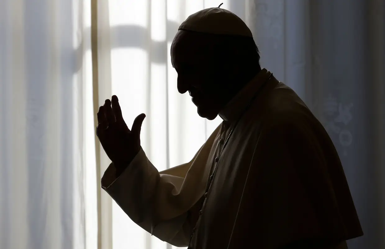 "Peço que todos se comprometam a respeitar o estatuto da cidade, em conformidade com as resoluções da ONU. Jerusalém é uma cidade única, sagrada para judeus, cristãos e muçulmanos, que ali veneram locais sagrados para as suas respetivas religiões, e ela tem uma vocação especial para a paz." Papa Francisco, 06-12-2017