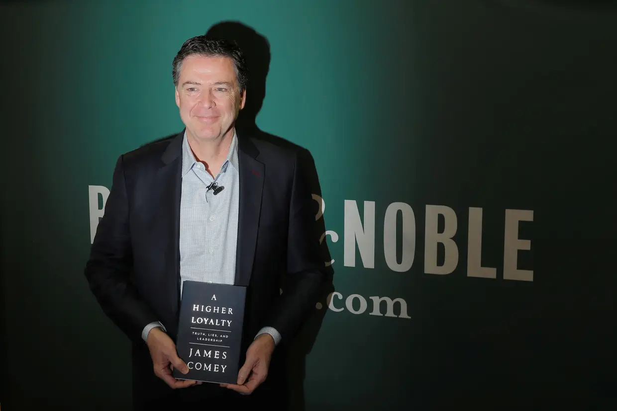 O antigo diretor do FBI, James Comey, durante a apresentação do seu livro "A Higher Loyalty" em Nova Iorque, EUA.