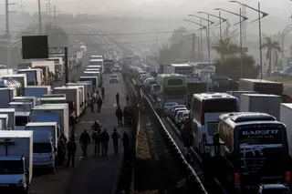 Governo brasileiro vai deter suspeitos de promoção de greve de camionistas