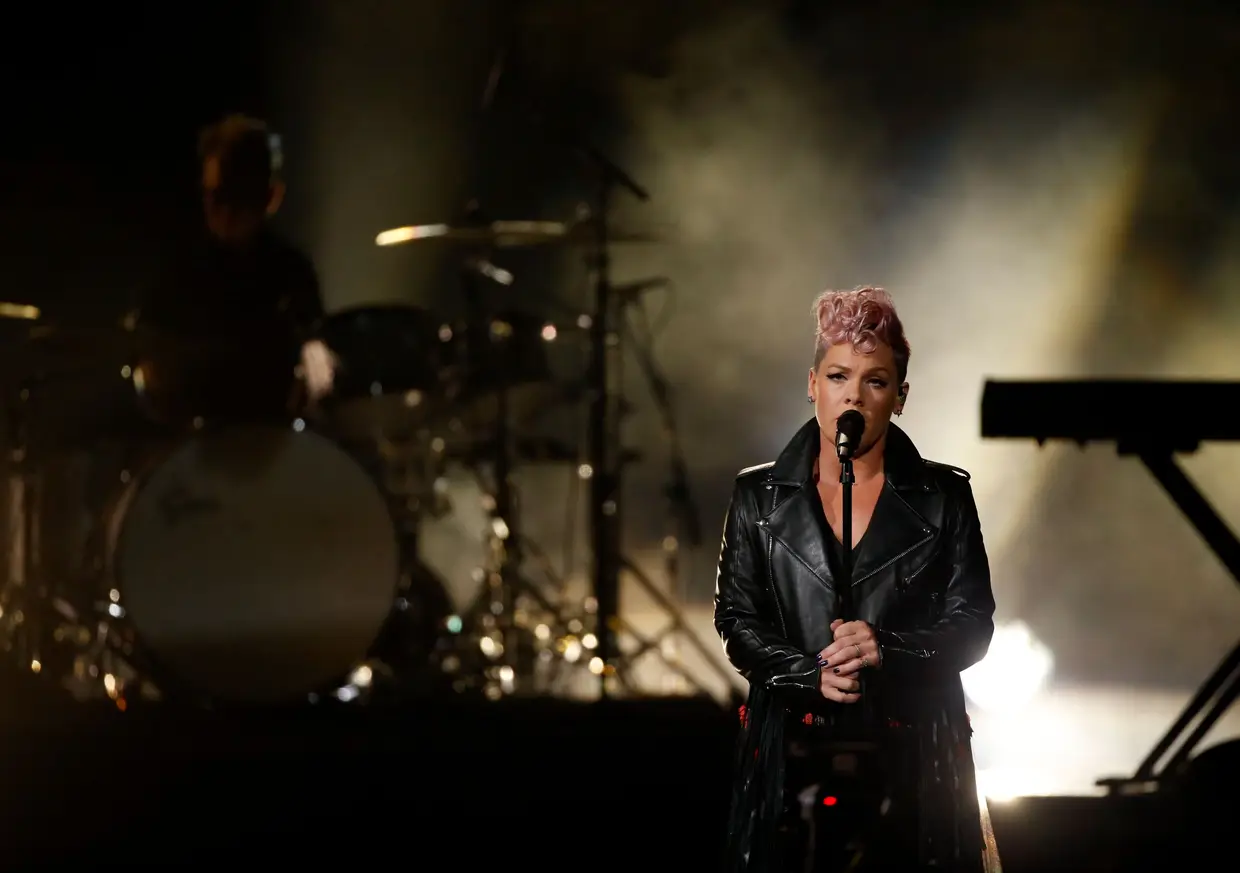 6. Pink: 2.155.674; 118,38 euros.