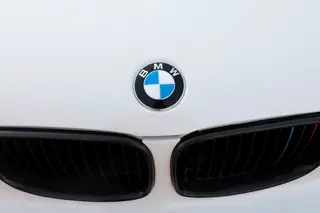 Veículo da BMW incendeia-se na Coreia do Sul