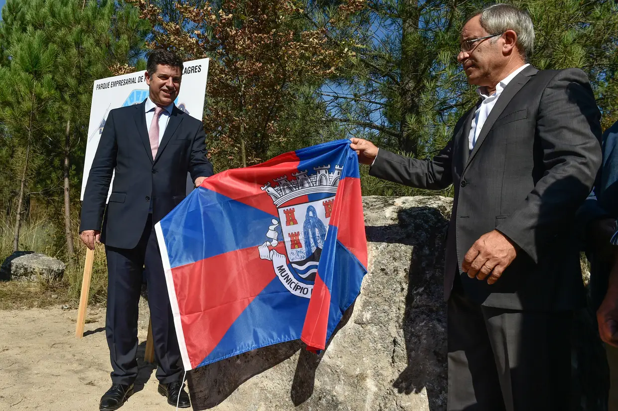 O ministro da Economia Manuel Caldeira Cabral, durante o lançamento da primeira pedra do Parque Empresarial de Pindelo dos Milagres, em S. Pedro do Sul.