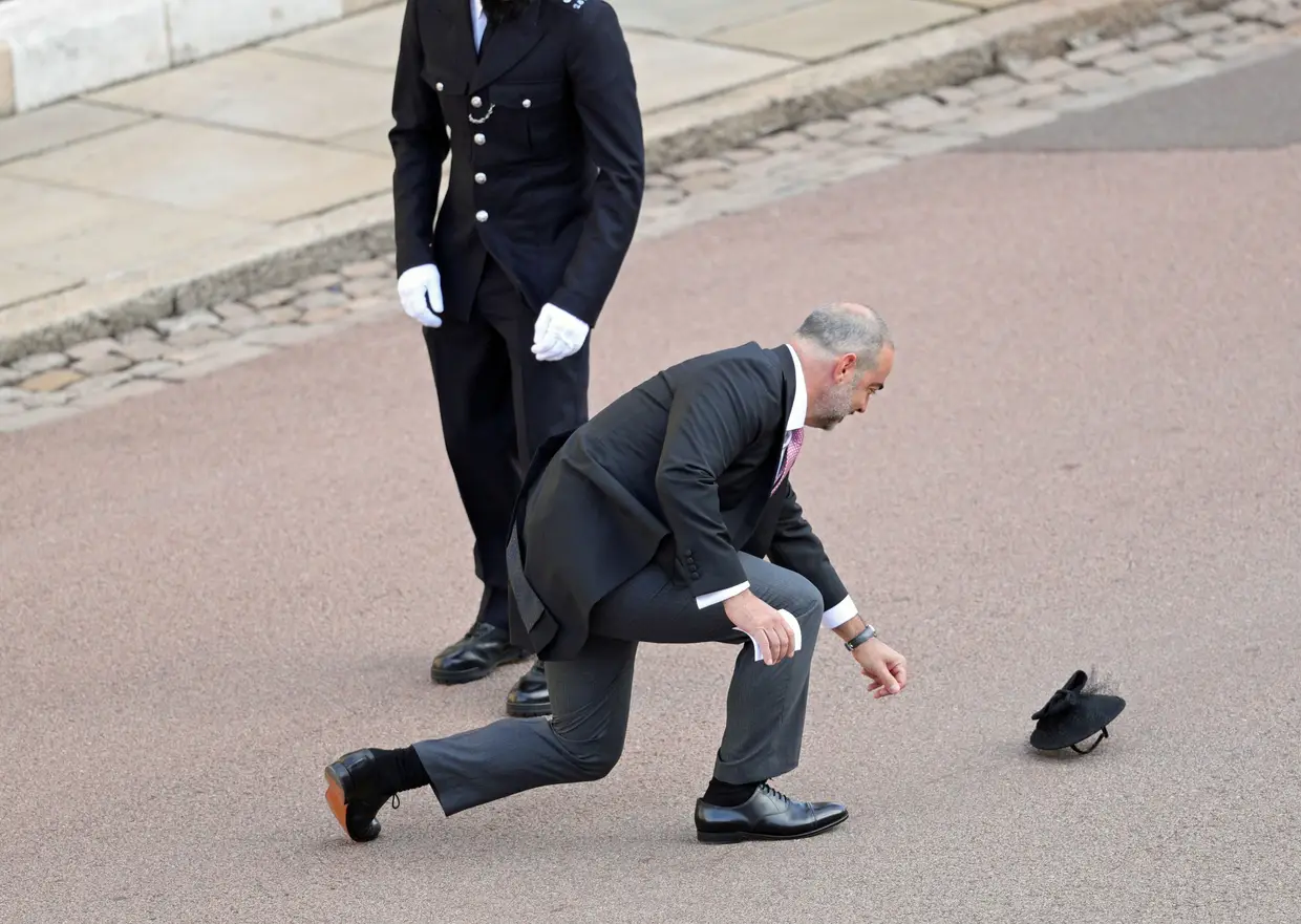 O vento em Windsor tem atrapalhado alguns convidados