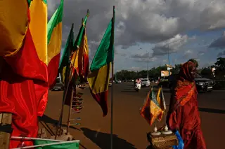 Naufrágio de pirogas provoca 26 mortos no Mali