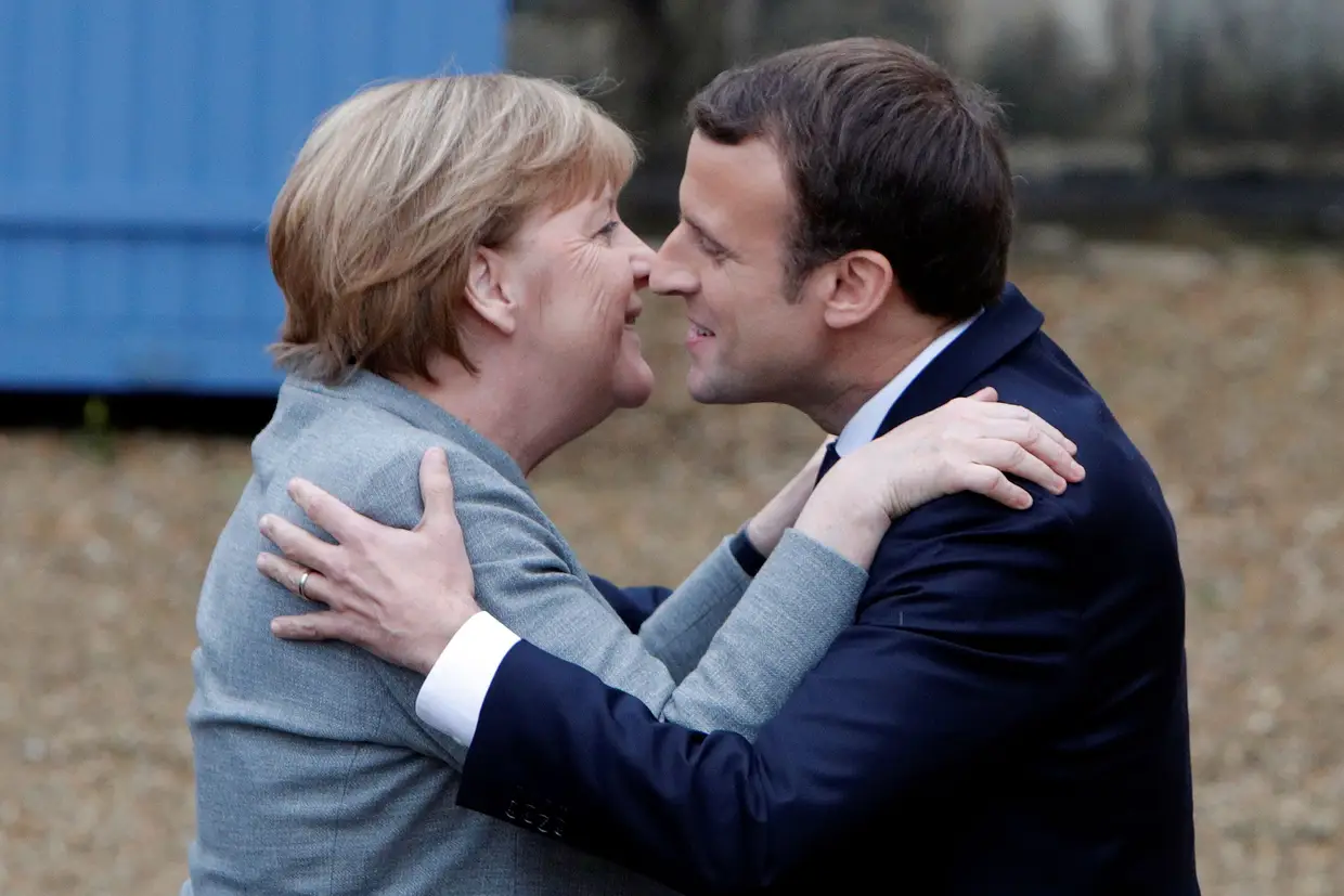 Angela Merkel e o Presidente francês, Emmanuel Macron, 2017