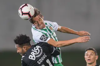 Fábio Coentrão desfalca convocatória do Rio Ave para duelo com Benfica