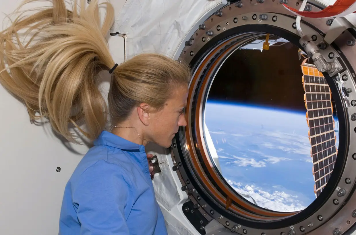 Astronauta Karen Nyberg, junho de 2008.