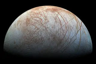Astrónomos detetam vapor de água na lua Europa, uma das luas geladas de Júpiter