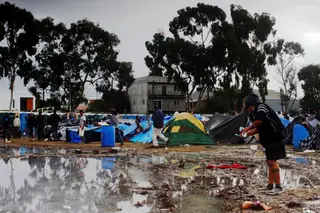 Chuva forte complica as condições dos migrantes na fronteira do México