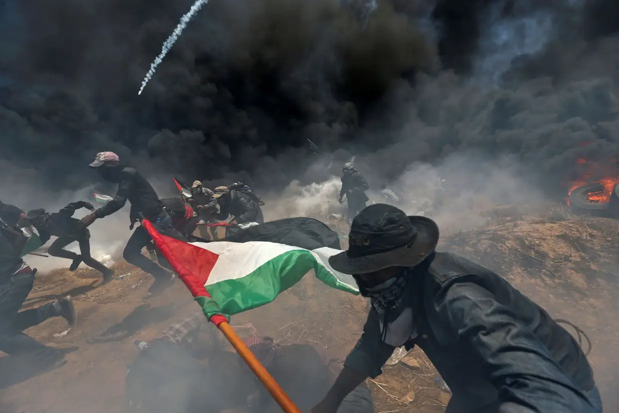 A 14 de maio, pelo menos 16 palestinianos foram mortos por tiros israelitas na fronteira com a Faixa de Gaza, horas antes da transferência da embaixada dos EUA para Jerusalém.