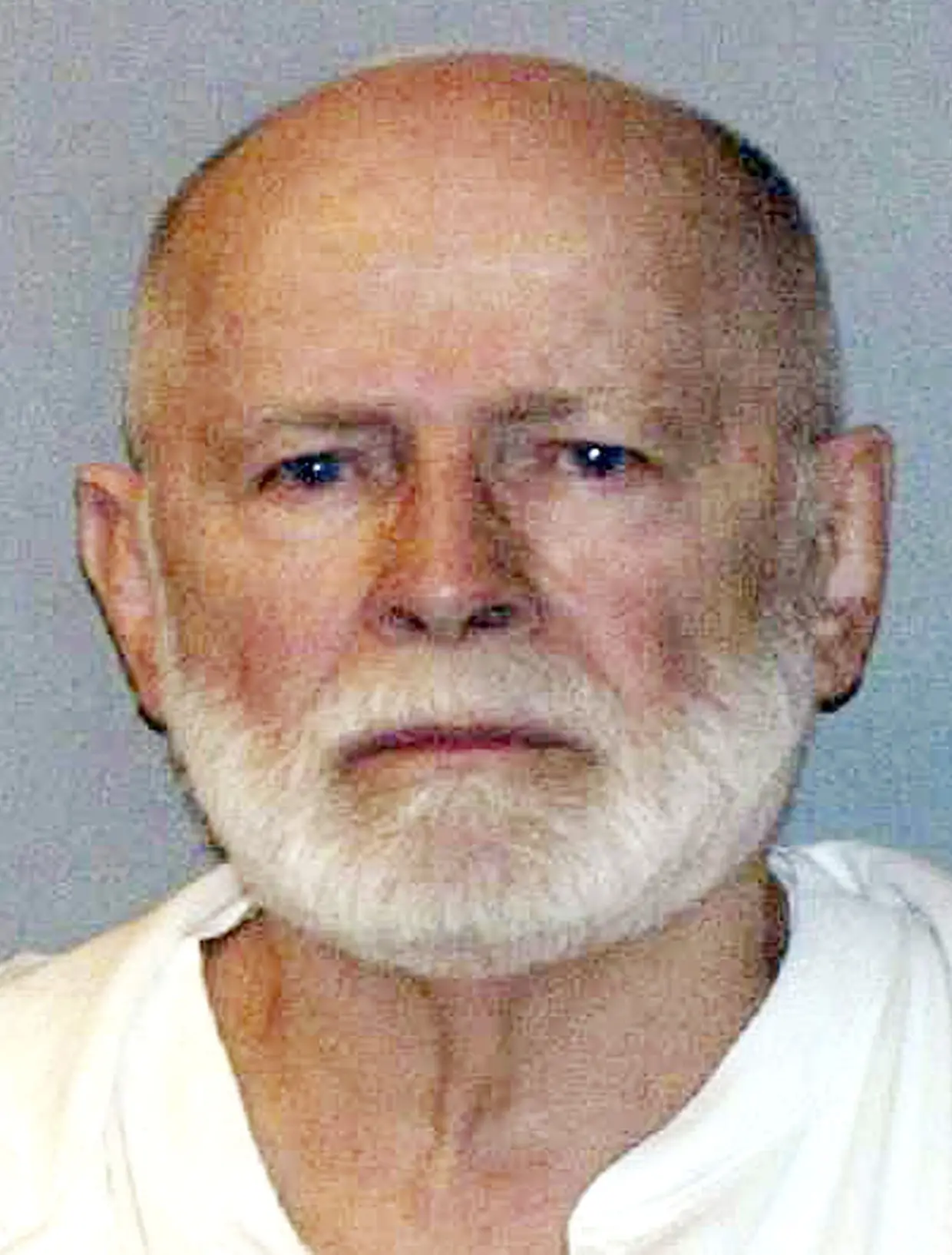 O gangster James "Whitey" Bulger foi encontrado morto aos 89 anos na Penitenciária Federal Hazelton na Virgínia, Estados Unidos. (3 de setembro de 1929 - 30 de outubro de 2018)