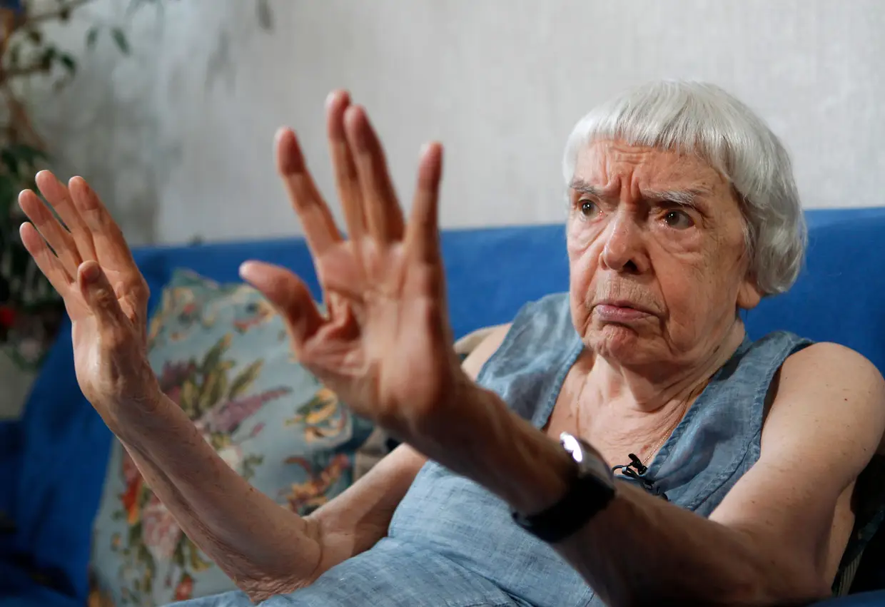 Lyudmila Alexeyeva, a mais antiga ativista russa dos direitos humanos, morreu num hospital em Moscovo, aos 91 anos. (20 de julho de 1927 - 8 de dezembro de 2018)