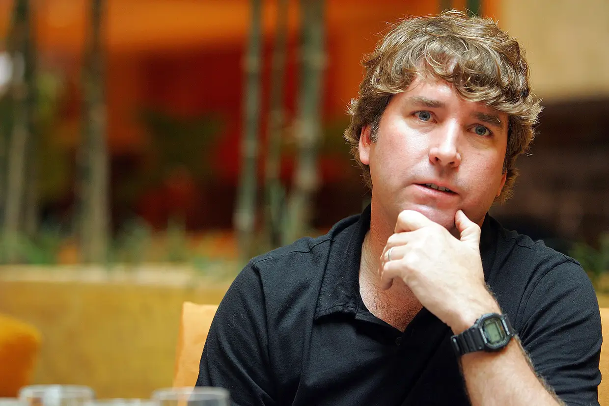 Stephen Hillenburg, criador de Spongebob, morreu aos 57 anos. O criativo norte-americano sofria de Esclerose Lateral Amiotrófica. (21 de agosto de 1961 - 26 de novembro de 2018)