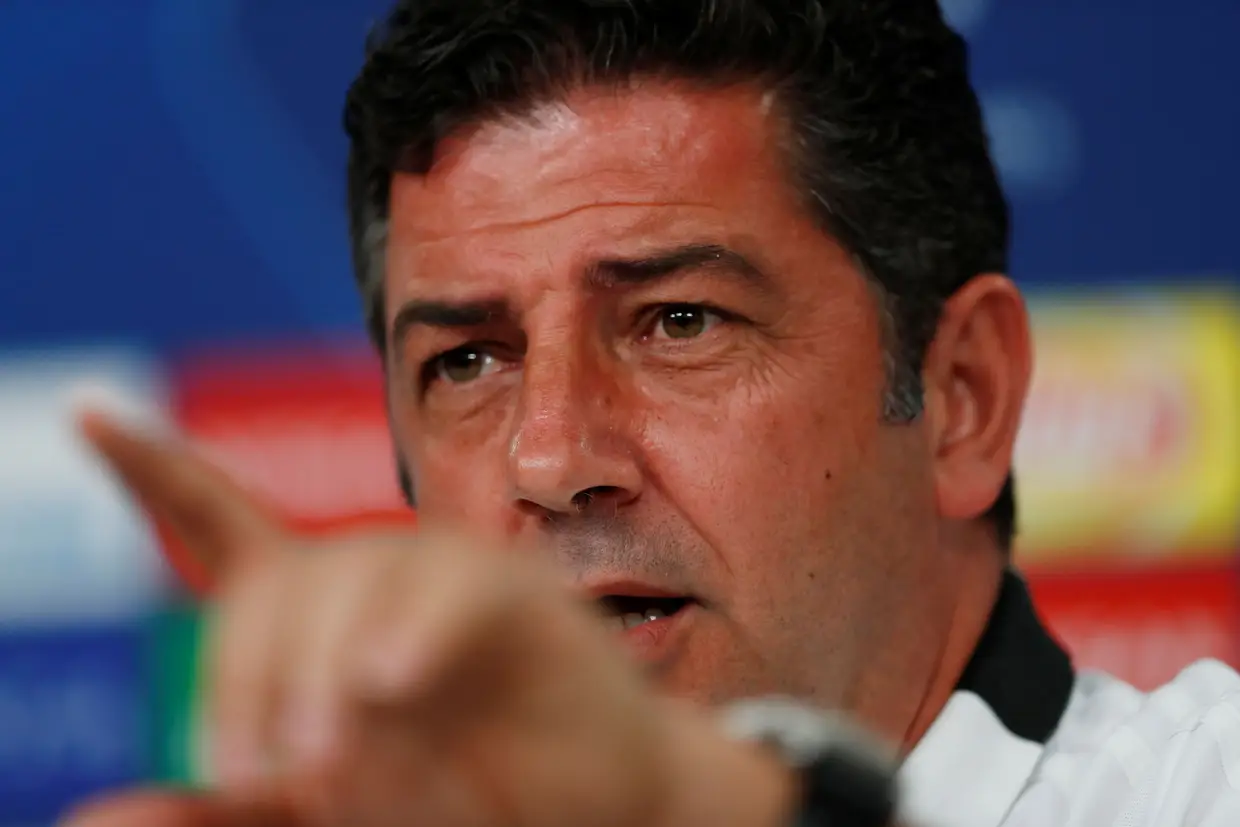 "Este episódio não começou aqui, mas da minha parte termina hoje" - Rui Vitória, treinador do Benfica, em resposta ao pedido de desculpas do treinador do FC Porto (12-01-2018)