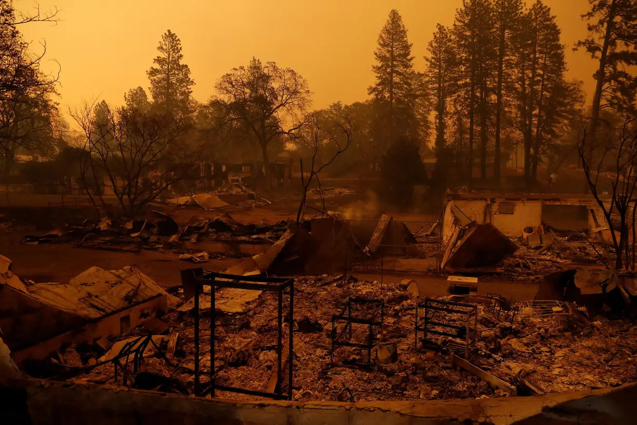 A devastação provocada pelo fogo denominado "Camp Fire", no norte da Califórnia, Estados Unidos da América.