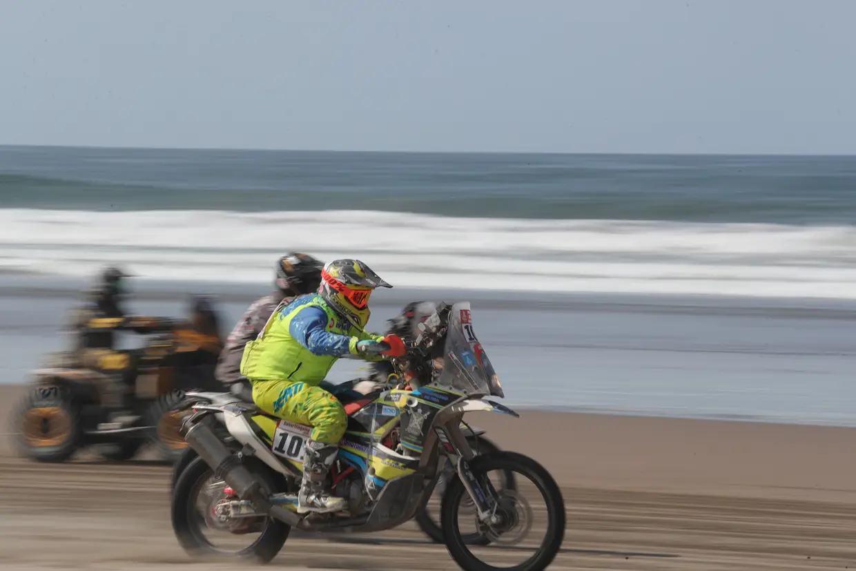 O chileno Jose Ignacio Cornejo na quinta etapa do Rally Dakar 2019, entre Tacna e Arequipa, no Perú.