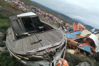 "O cemitério dos barcos sem nome"