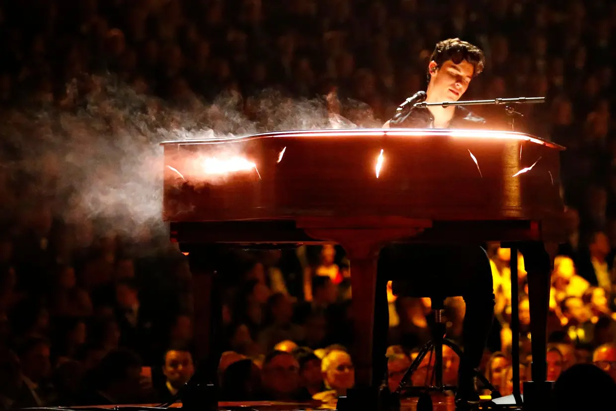 O luso-canadiano Shawn Mendes atuou na cerimónia e estava nomeado para o Grammy de Canção do Ano
