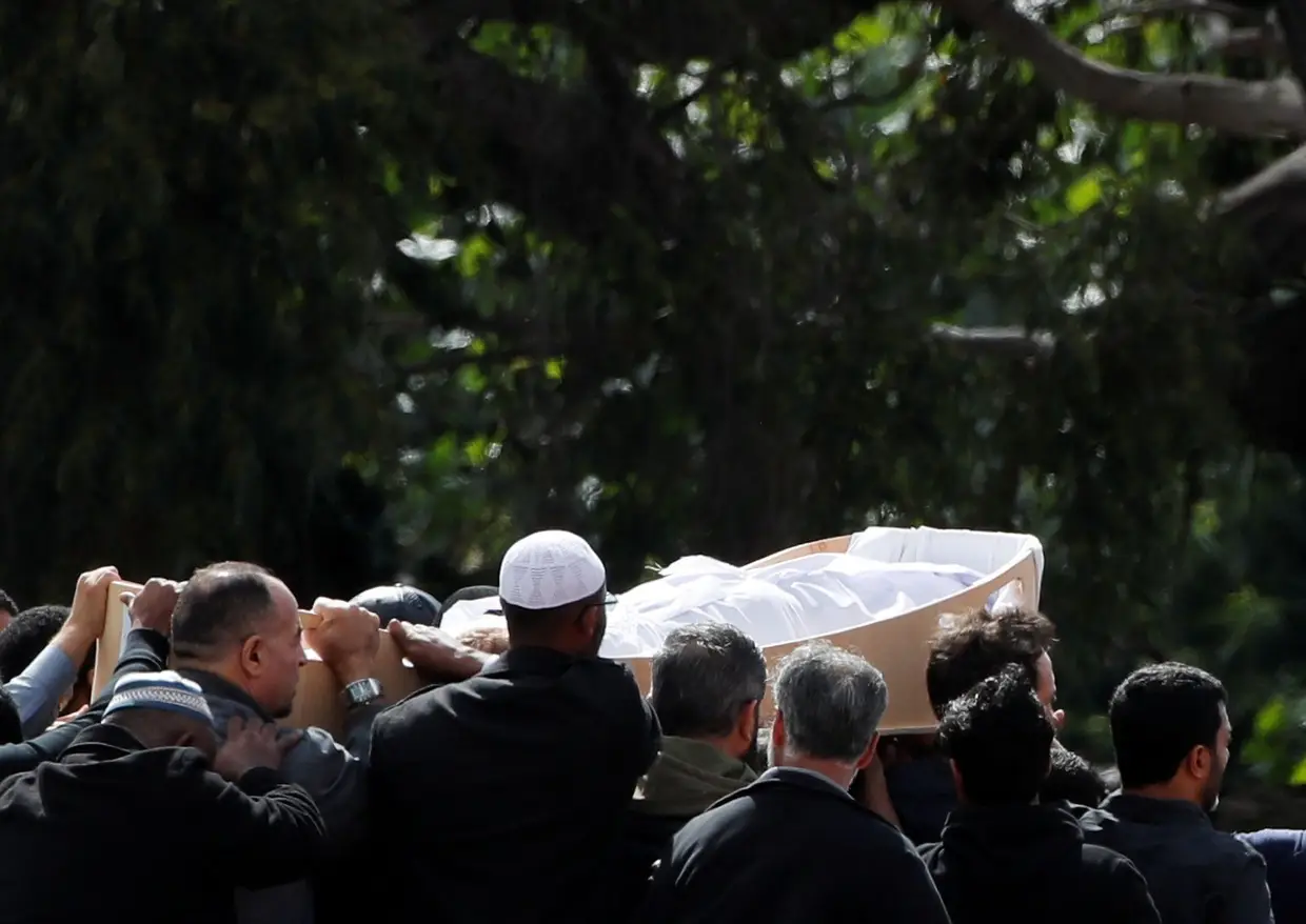 O funeral de uma das vítimas do titoreio na Nova Zelândia.