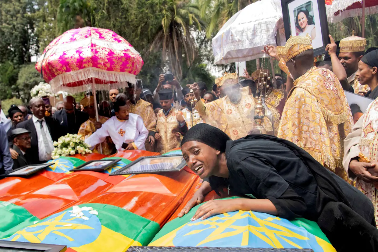 Funeral de vítimas da queda do avião da Ethiopian Airlines, em Adis Abeba, na Etiópia.