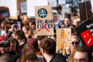 Protestos em Berlim, na Alemanha, contra a nova diretiva dos direitos de autor da União Europeia.