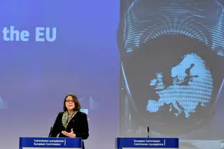 a comissária europeia dos Transportes, Violeta Bulc