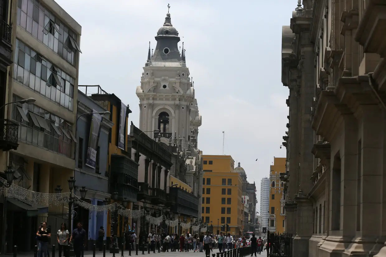 Perú - Fala também os 300 dias de sol durante o ano.
