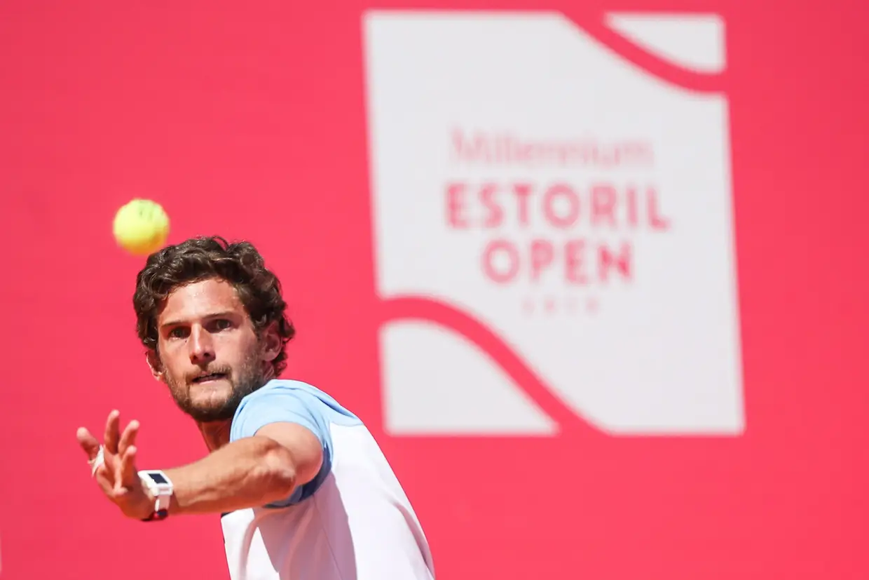 O tenista Pedro Sousa no Estoril Open.