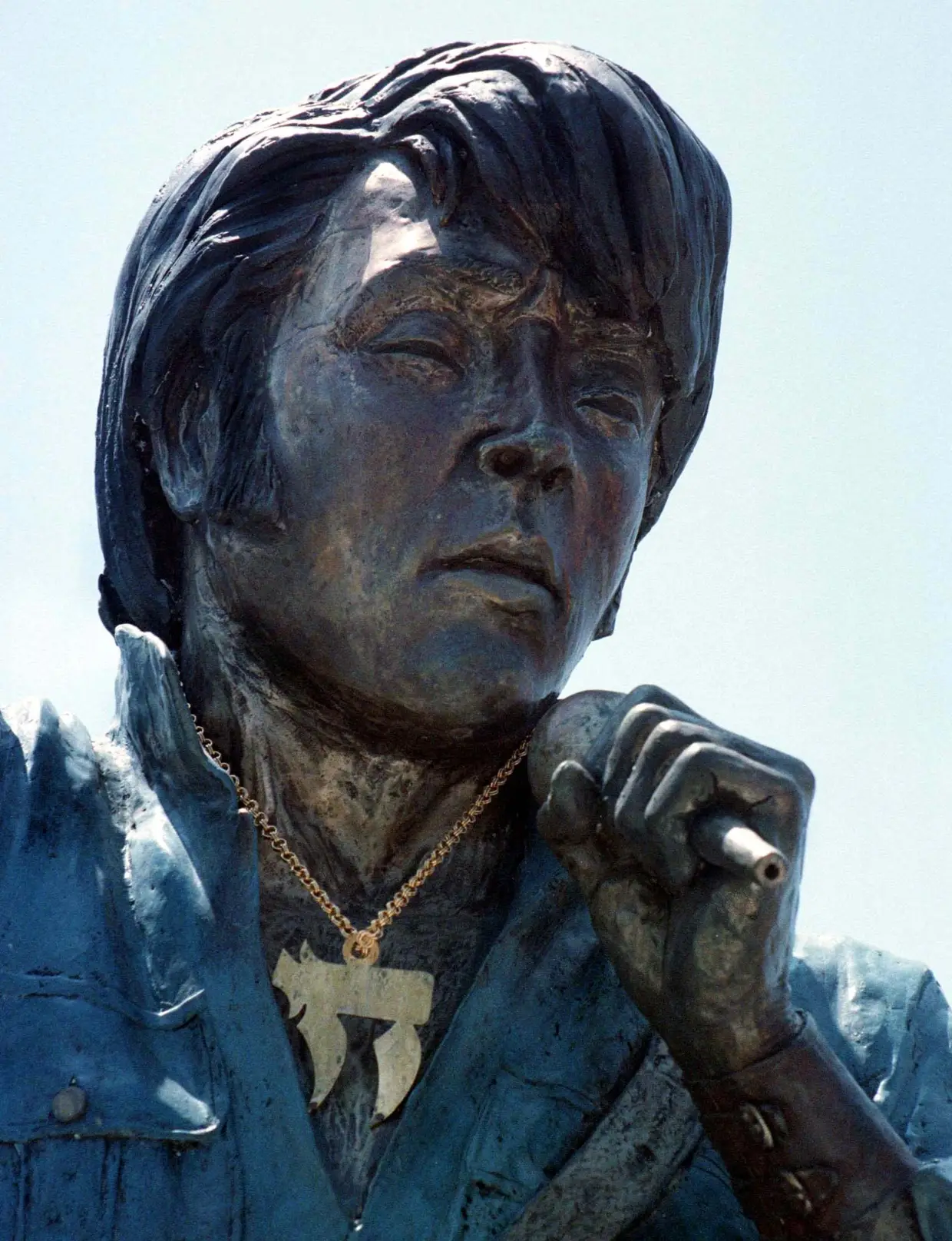 Elvis Presley.