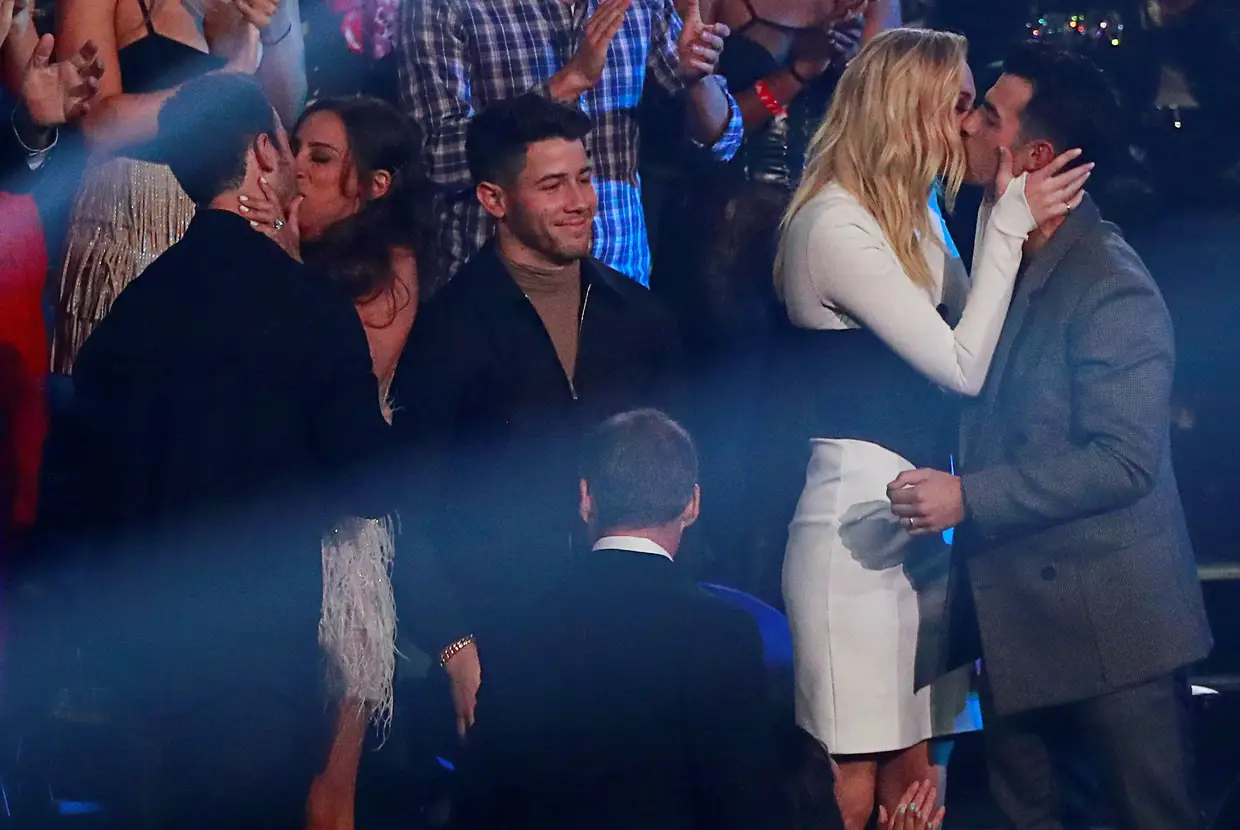 Jonas Brothers.