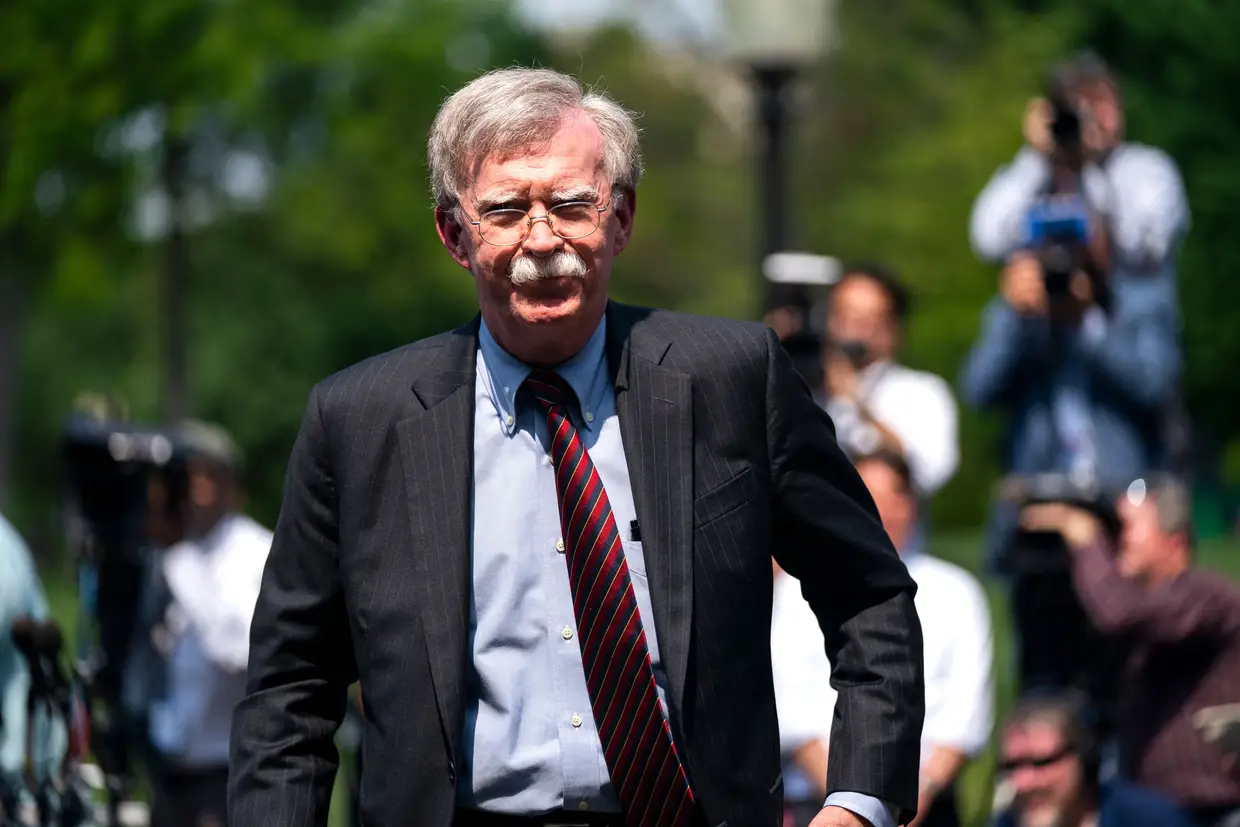 O Presidente dos EUA, Donald Trump, anunciou a demissão de John Bolton, o seu conselheiro de Segurança Nacional, alegando fortes discordâncias "com muitas das suas sugestões".