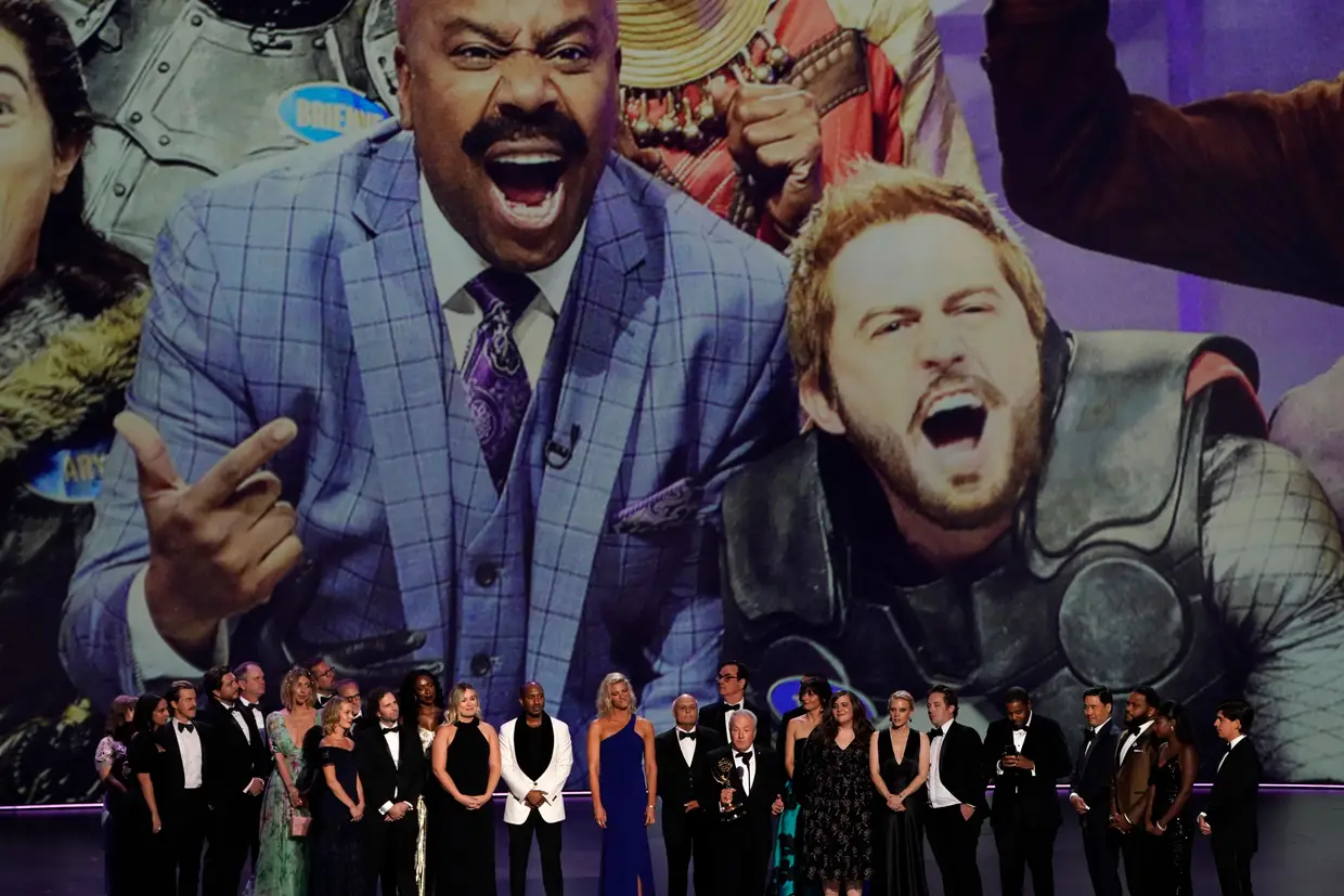 Lorne Michaels e a equipa do "Saturday Night Live" recebem o prémio Outstanding Variety Sketch Series