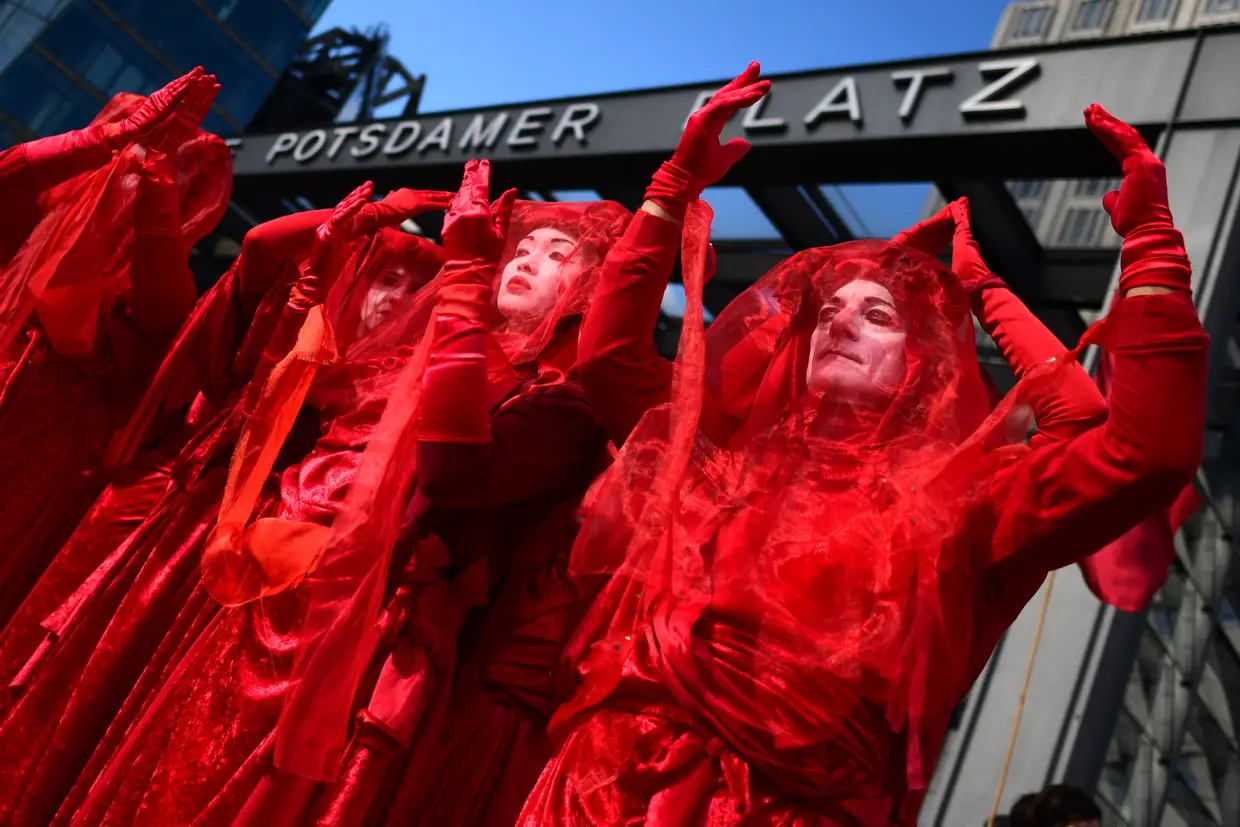 Red Rebels, um subgrupo do movimento mundial Extinction Rebellion.