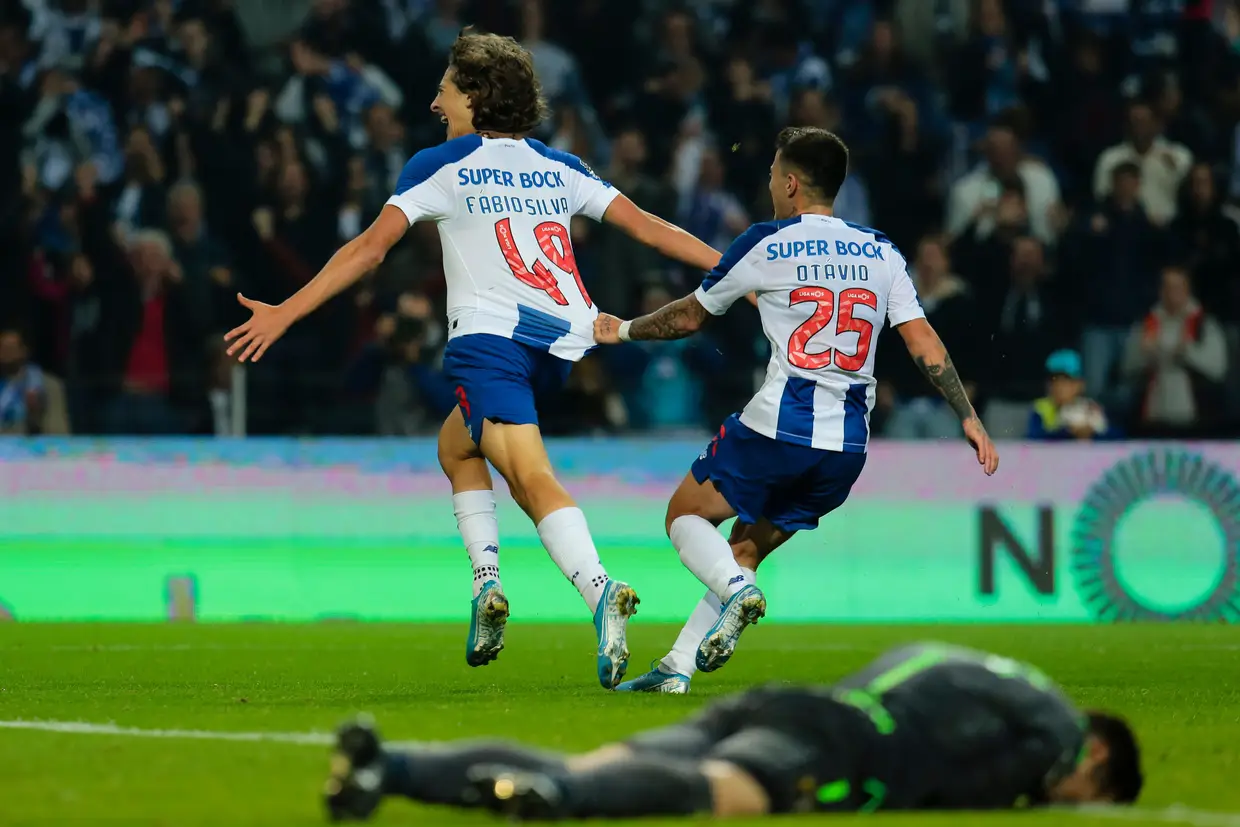 Jornada 8 - FC Porto 3-0 Famalicão (Luis Díaz, Soares e Fábio Silva)
