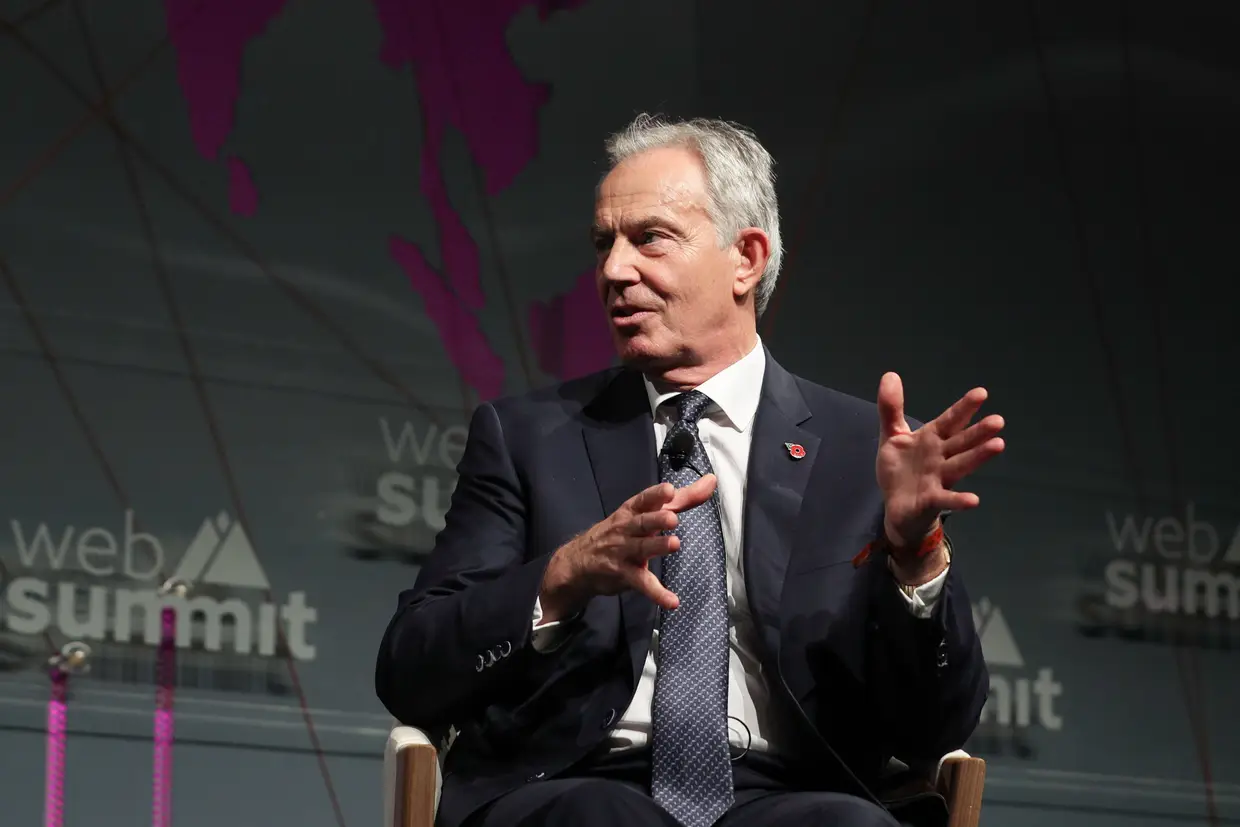 Ex-primeiro-ministro do Reino Unido participa no segundo dia de Web Summit, em Lisboa, Portugal