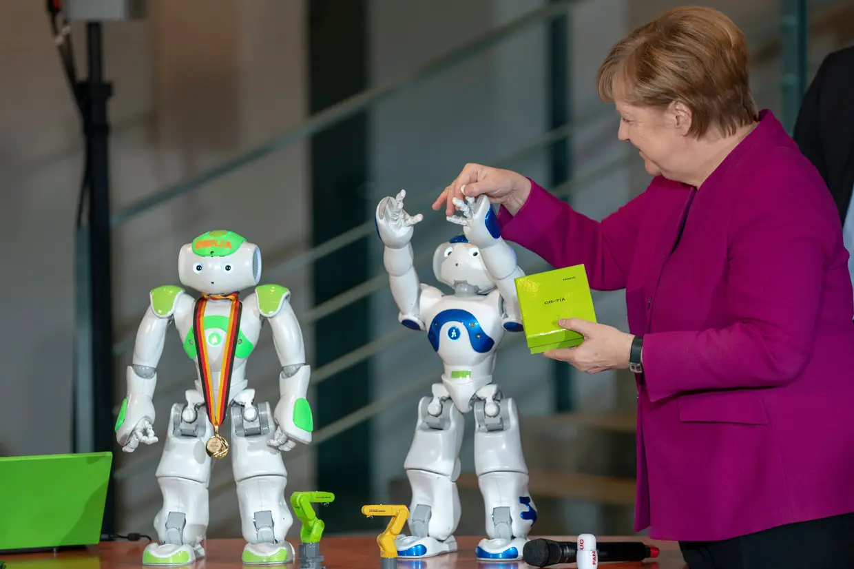 A chanceler alemã Angela Merkel durante a receção aos participantes da competição WorldSkills, em Berlim, Alemanha.