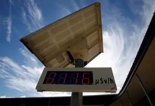 Posto de medição de radiação na J-Village, perto da central nuclear de Fukushima.