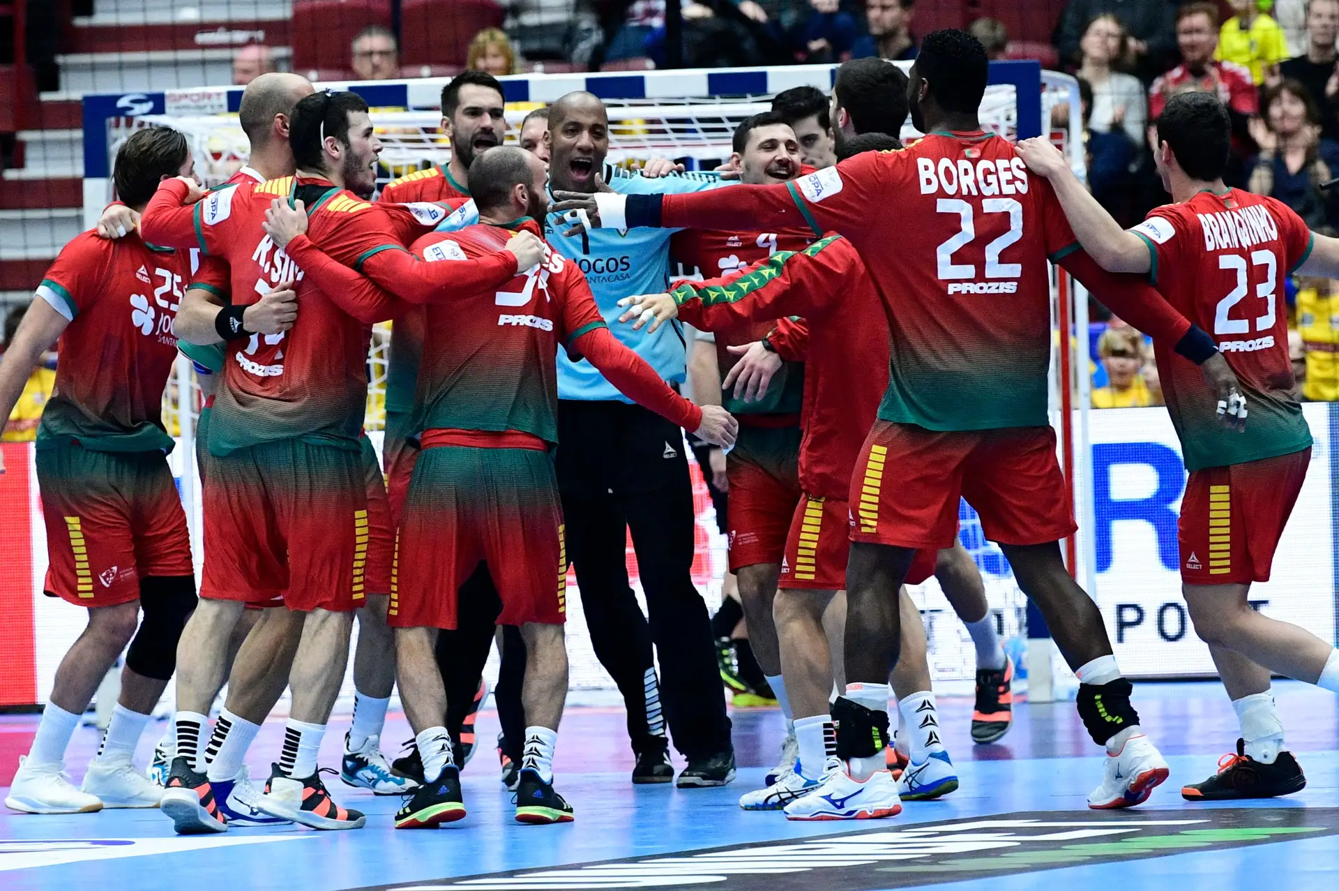 Portugal Soma E Segue No Europeu De Andebol Sic Not Cias