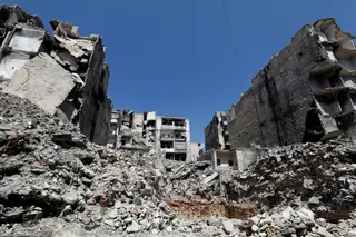 Milícia iraquiana Kataib Hezbollah ameaça "responder" ao bombardeamento dos EUA na Síria